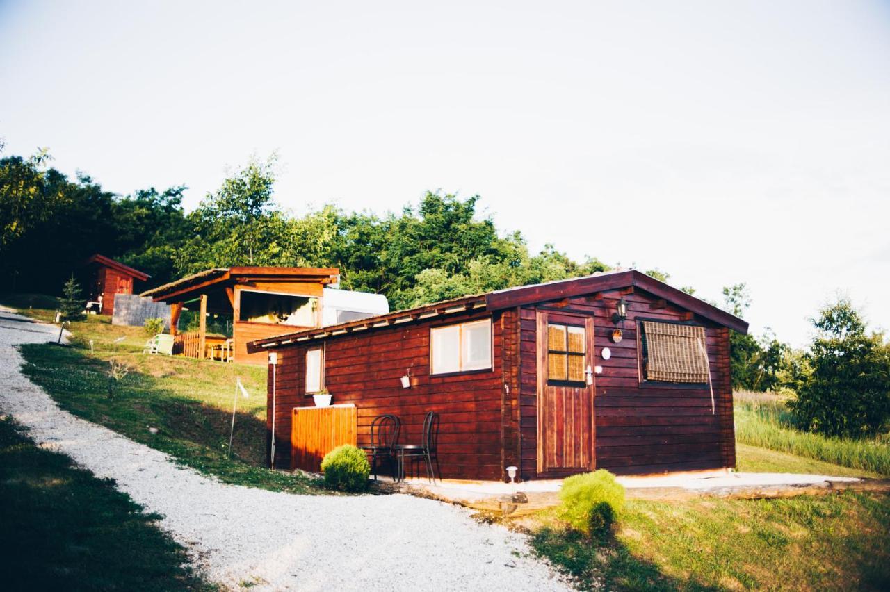 Dutch Hill Acomodação com café da manhã Zalacsány Exterior foto